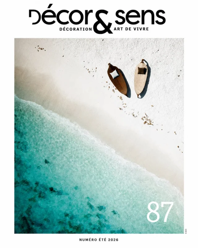 Fiers d’avoir eu l’honneur de figurer dans le magazine @magazine_decoretsens !
Cette parution met en lumière notre travail, notre passion et notre engagement au quotidien.Merci à l’équipe presse pour cette belle reconnaissance. Merci aussi à notre photographe @a.di_francesco pour son travail.L’aventure continue.#decor&sens #montpellier #architectedinterieurmontpellier #architectemontpellier #agencedugas